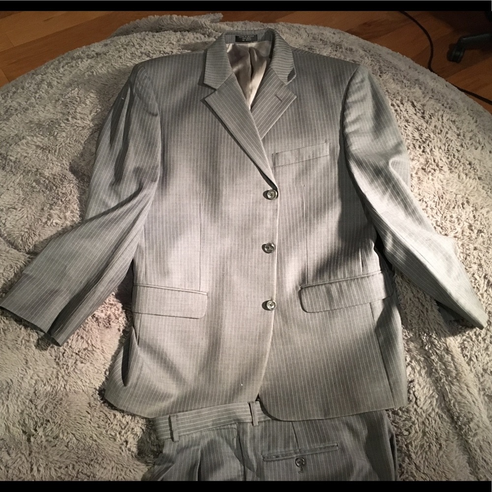 Grey pinstripe suit 3-button